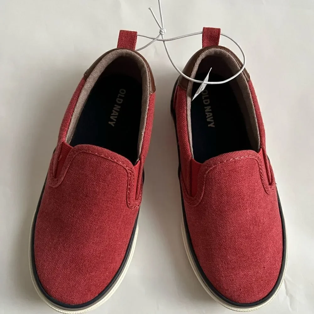 Old Navy Boy slip on shoes size 9